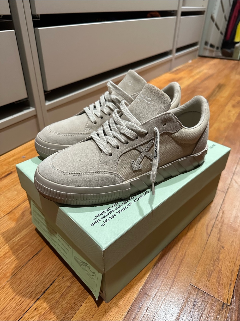 AUTHENTIC Off-White Suede Low-Top Sneakers - Beige Size 40. ACCEPTING ALL OFFERS